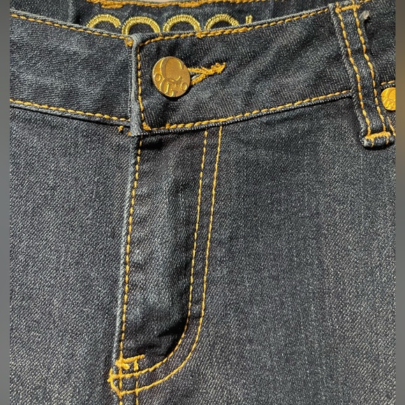 Women’s Coogi Jean Capris Size 13/14 - Picture 3 of 14